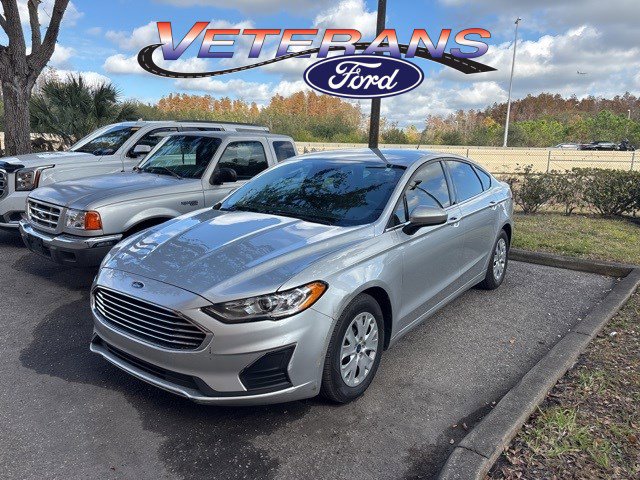 Used 2019 Ford Fusion S image 1