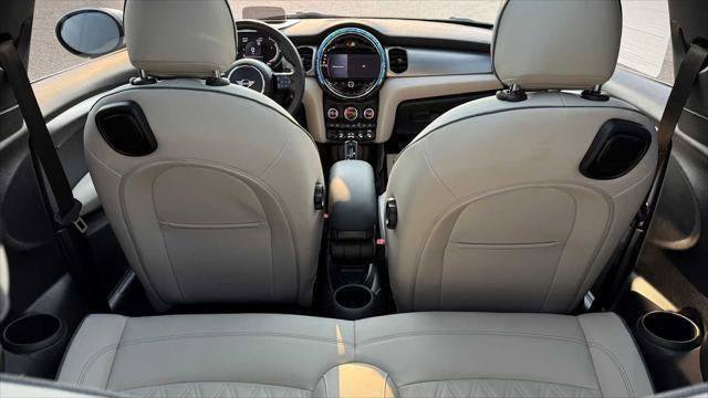 Used 2024 MINI Cooper S FWD image 9