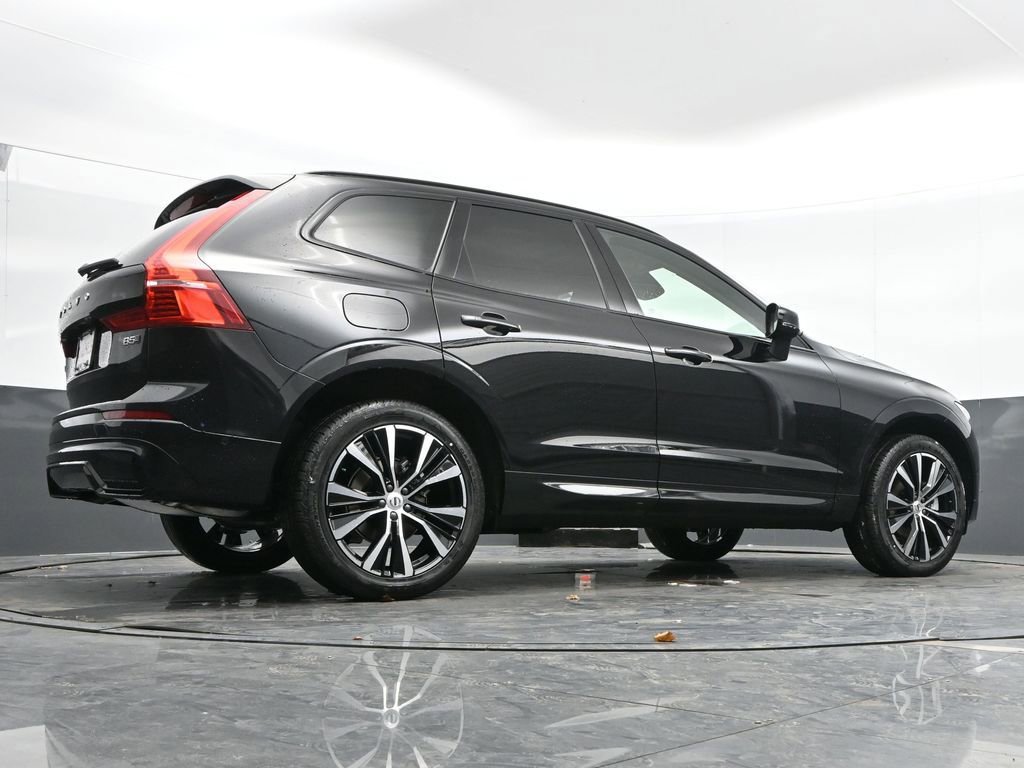 New 2025 Volvo XC60 B5 Plus w/ Protection Package Premier image 42