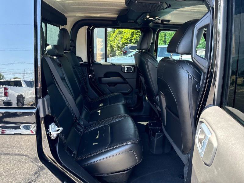 Used 2021 Jeep Gladiator Overland image 41