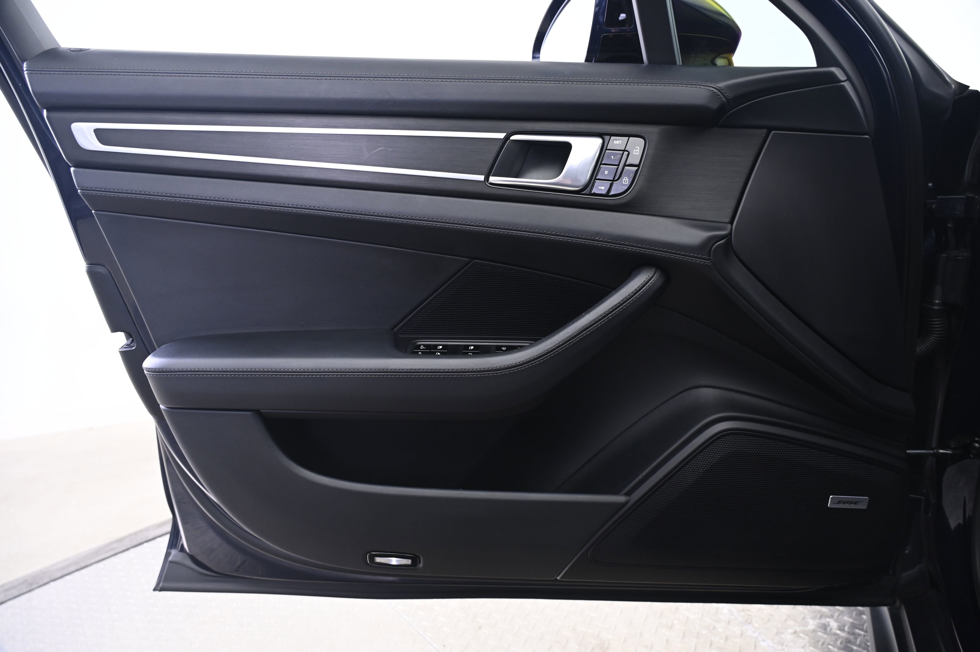 Certified 2020 Porsche Panamera GTS image 26