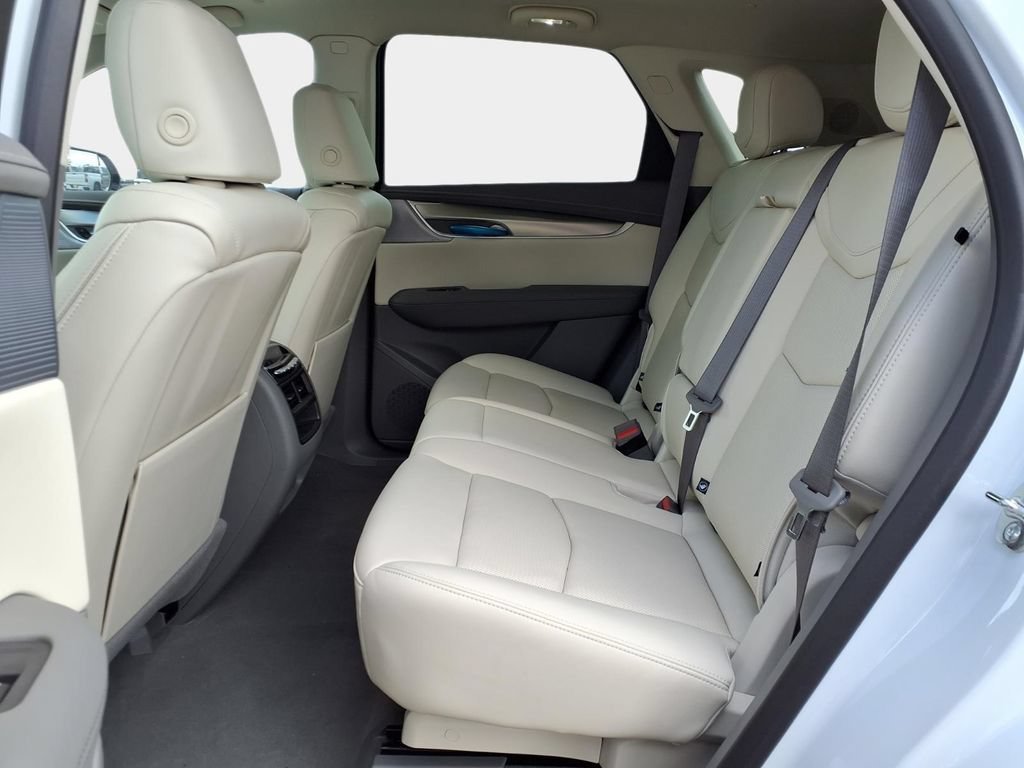 New 2026 Cadillac XT5 Premium Luxury w/ Driver Assist Package FWD image 10
