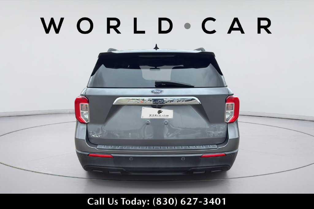 Used 2021 Ford Explorer XLT RWD image 8