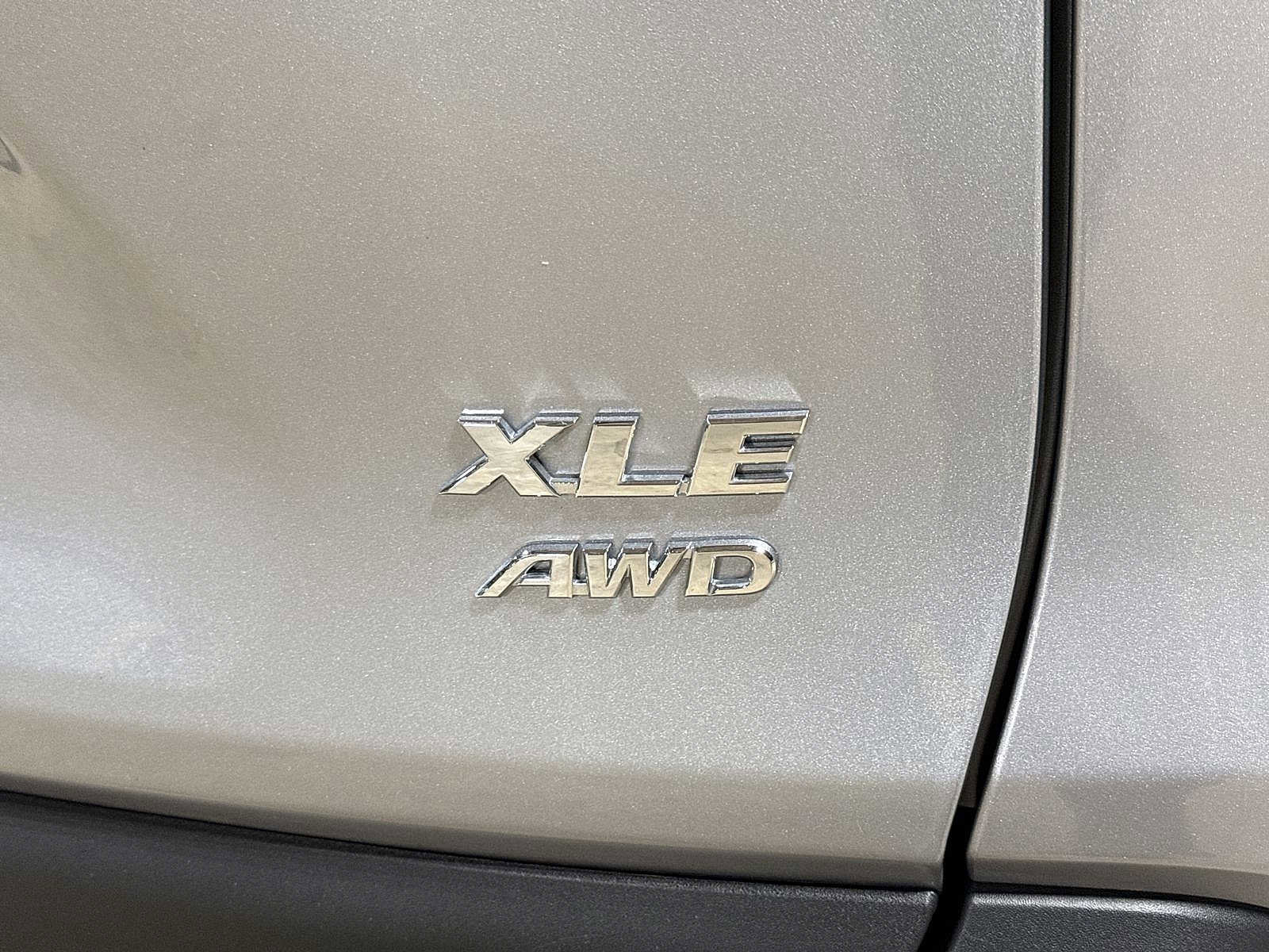 Certified 2025 Toyota RAV4 XLE w/ Convenience Package image 27