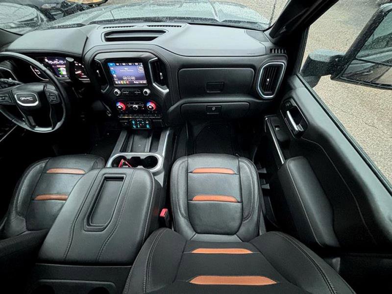 Used 2022 GMC Sierra 3500 AT4 w/ AT4 Premium Plus Package image 12