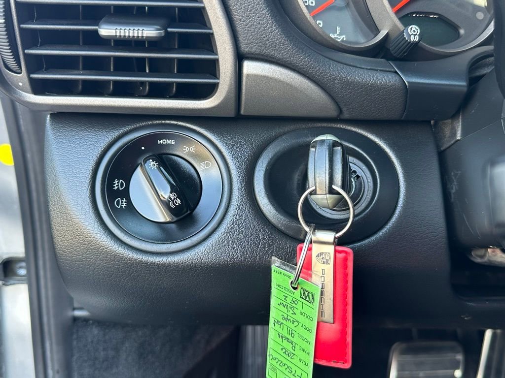 Used 2006 Porsche 911 Carrera image 33