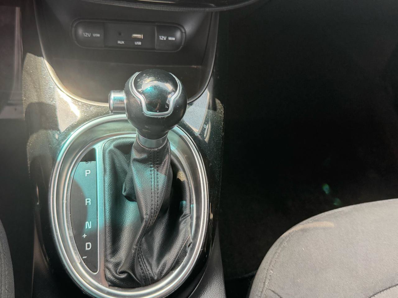 Used 2015 Kia Soul ! w/ Sun & Sound Package FWD image 21