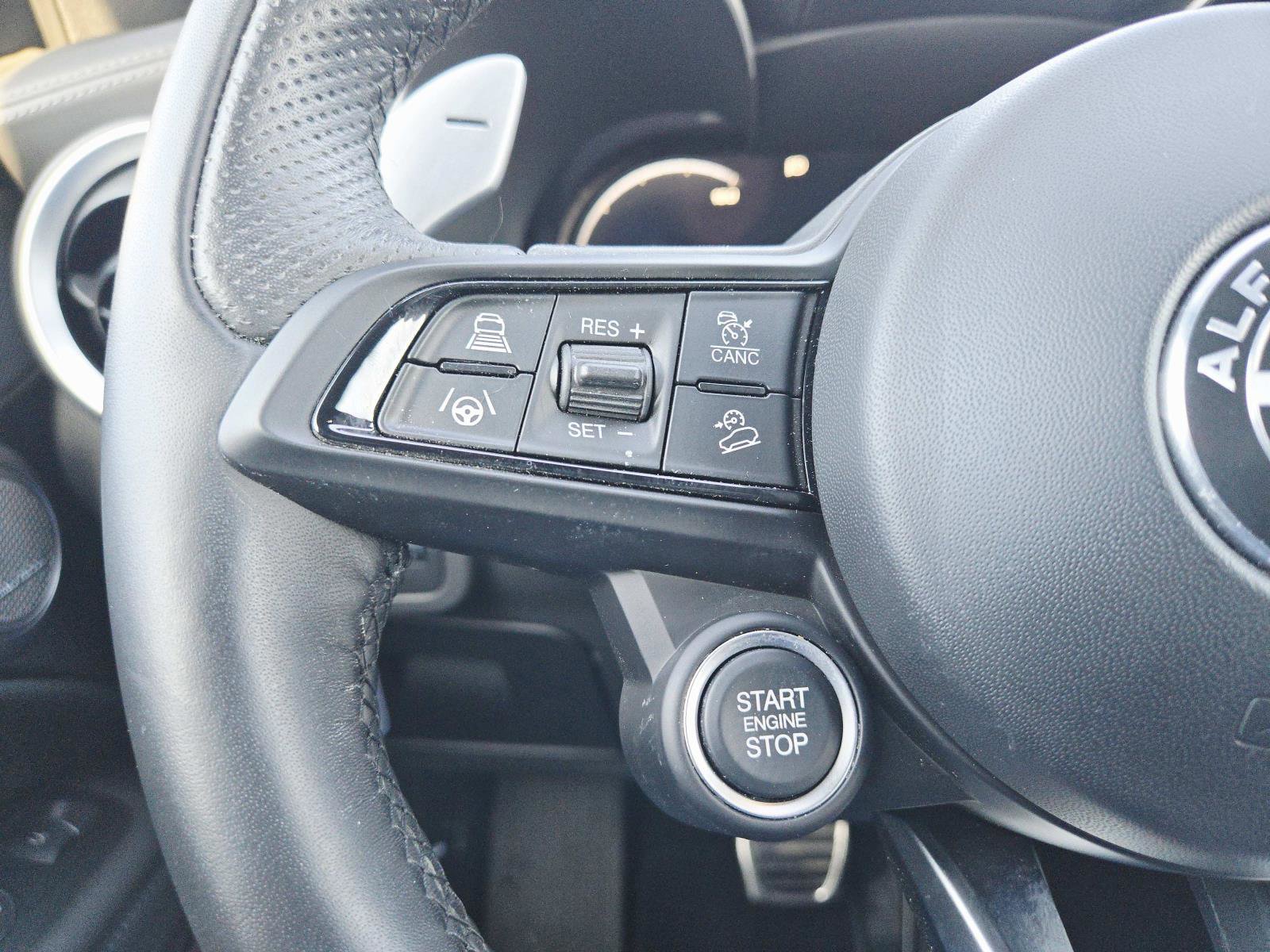 Used 2024 Alfa Romeo Stelvio Veloce image 22