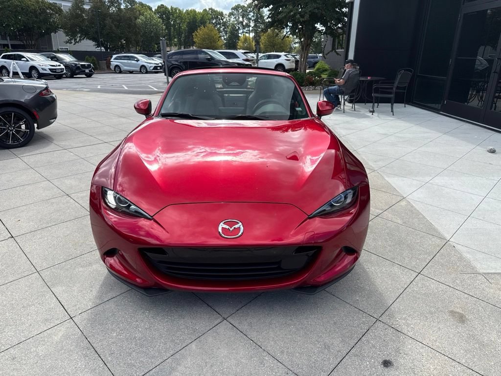 Used 2025 MAZDA MX-5 Miata RF Grand Touring RWD image 2