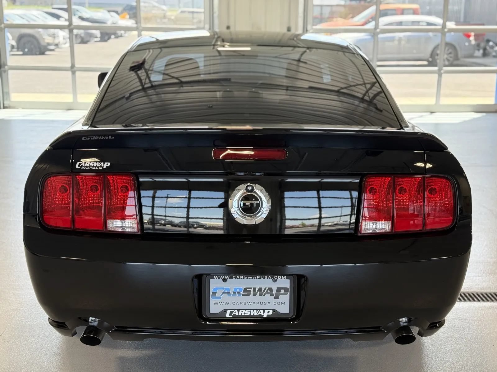 Used 2007 Ford Mustang GT Premium RWD image 4