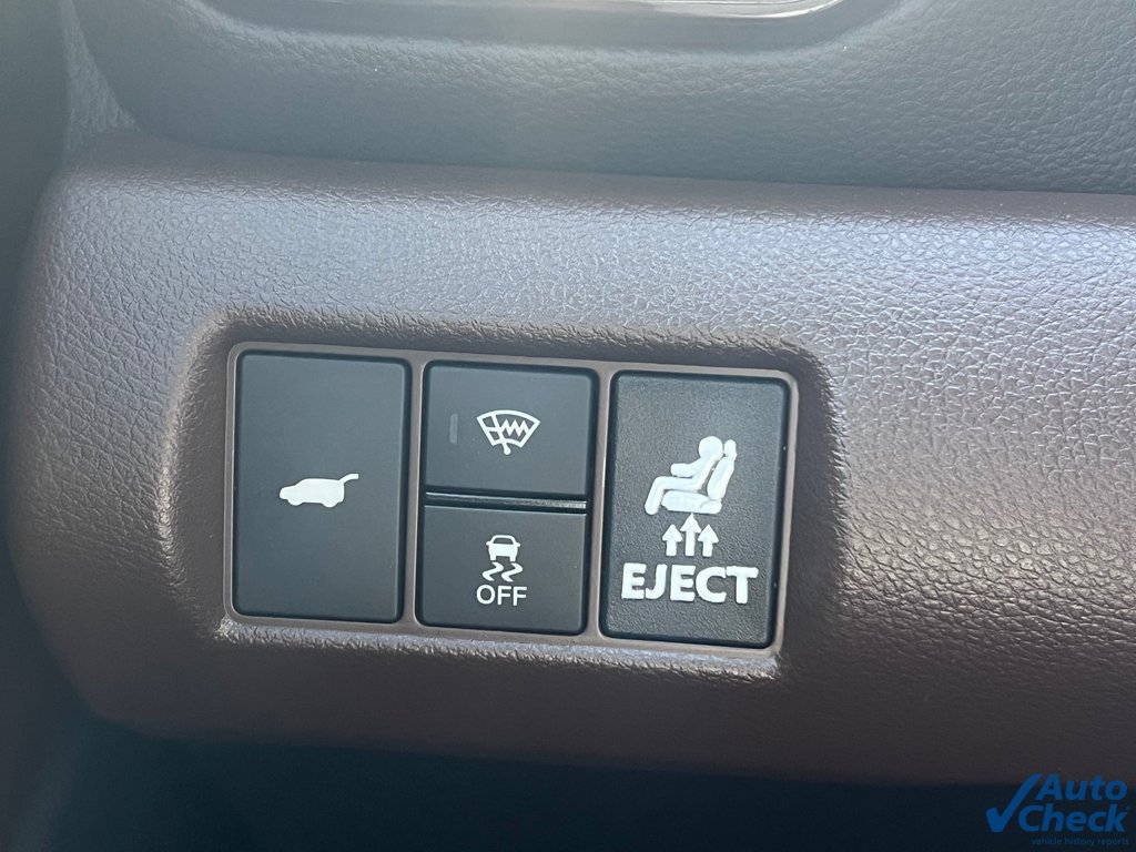 Used 2025 Honda Pilot Elite image 16