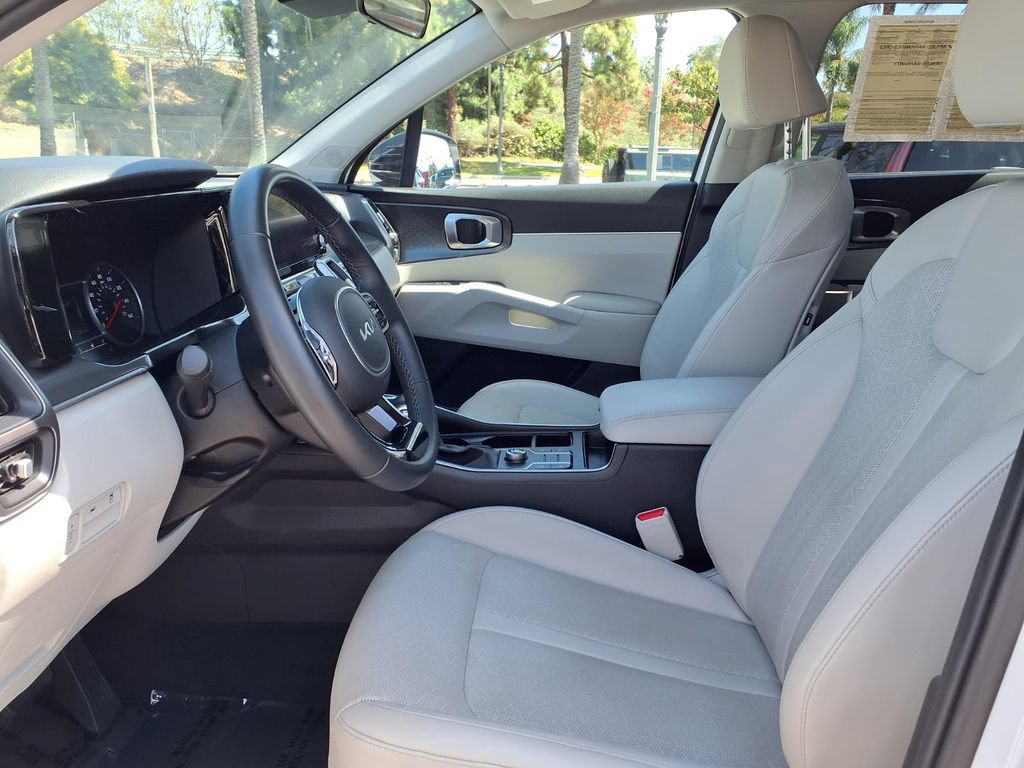 Certified 2023 Kia Sorento S w/ Panoramic Sunroof Package FWD image 20