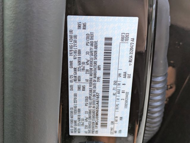 Used 2025 Ford Escape ST-Line image 30