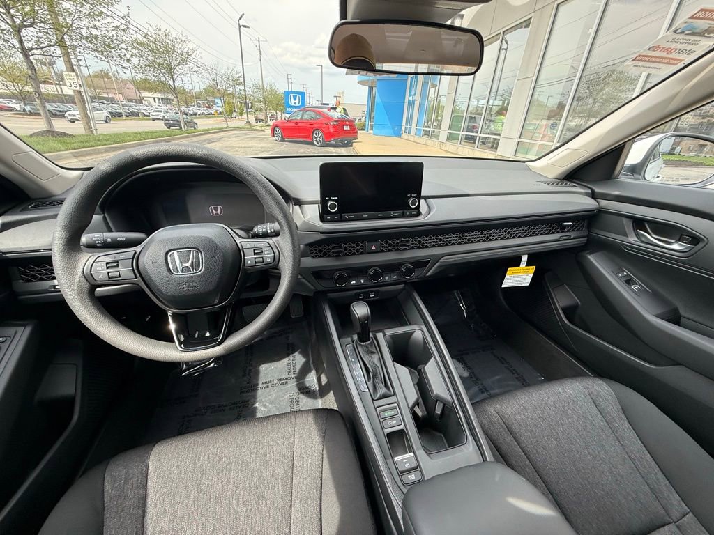 Used 2025 Honda Accord LX image 6