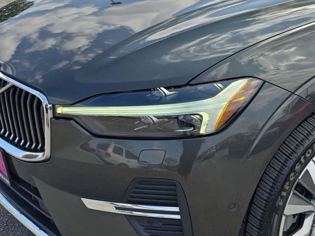 Used 2022 Volvo XC60 T8 Inscription Expression w/ Advanced Package image 32