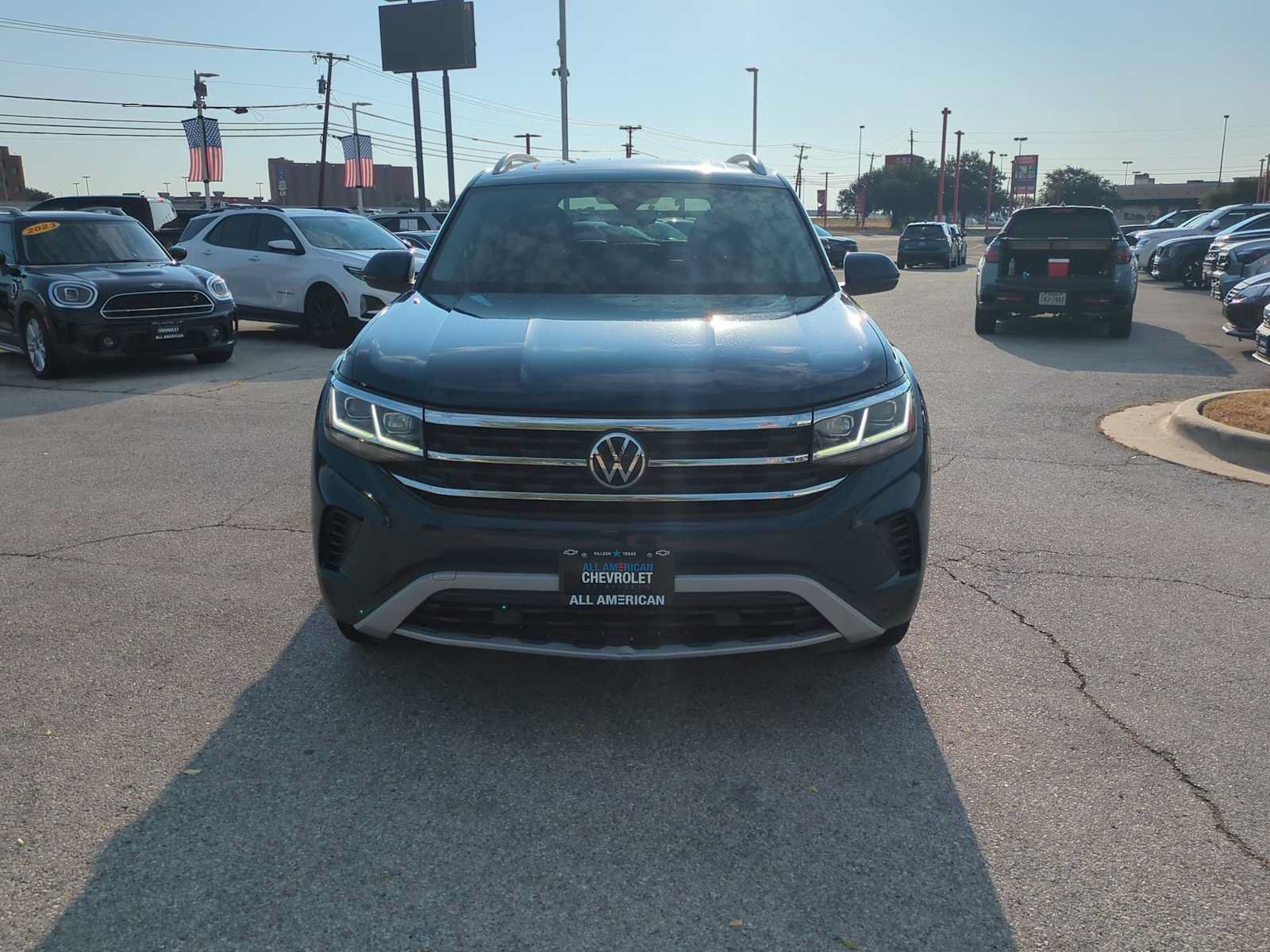 Used 2021 Volkswagen Atlas SEL AWD/4WD image 3
