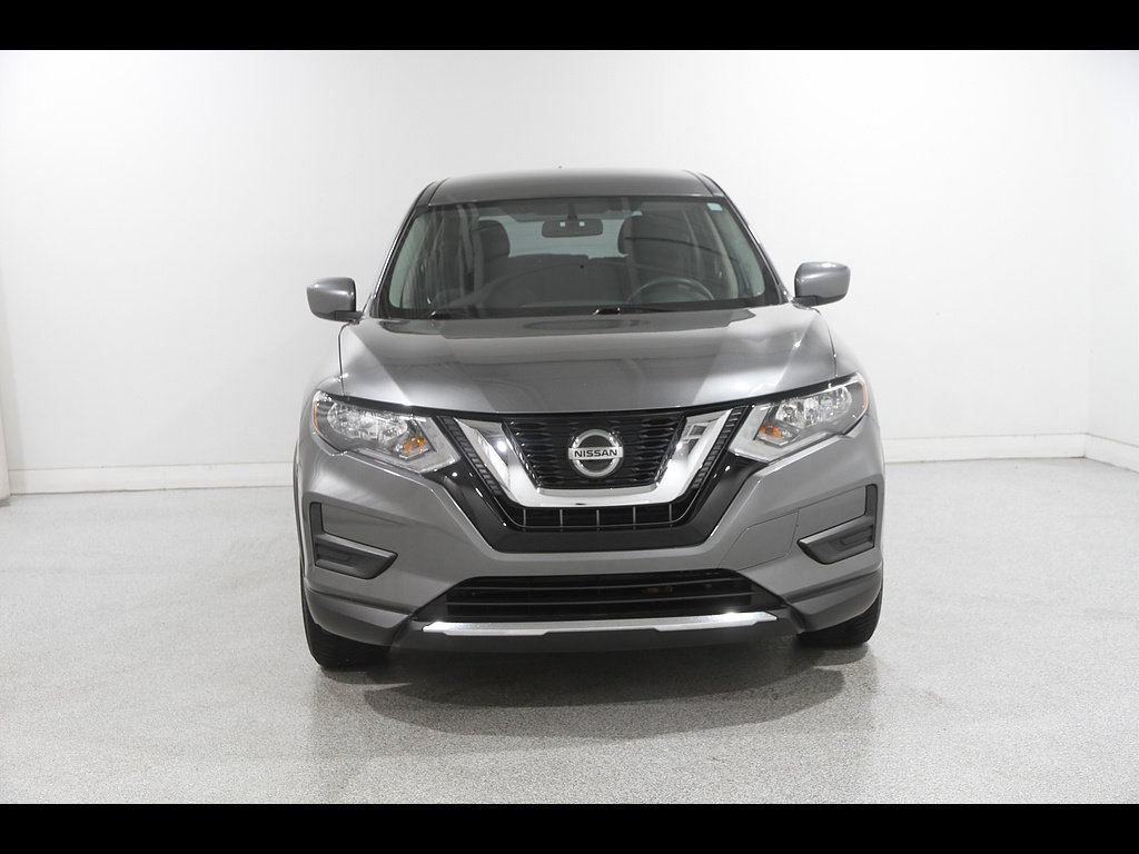 Used 2018 Nissan Rogue S AWD/4WD image 2