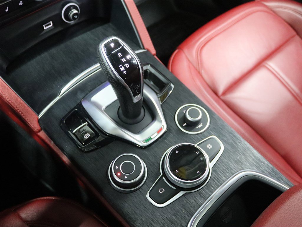 Used 2021 Alfa Romeo Stelvio Sprint w/ Nero Edizione image 26