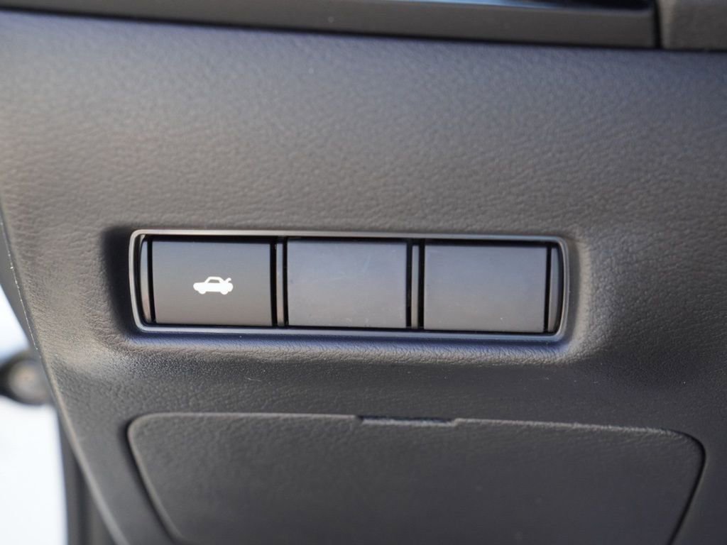 New 2026 Nissan Sentra SV FWD image 8