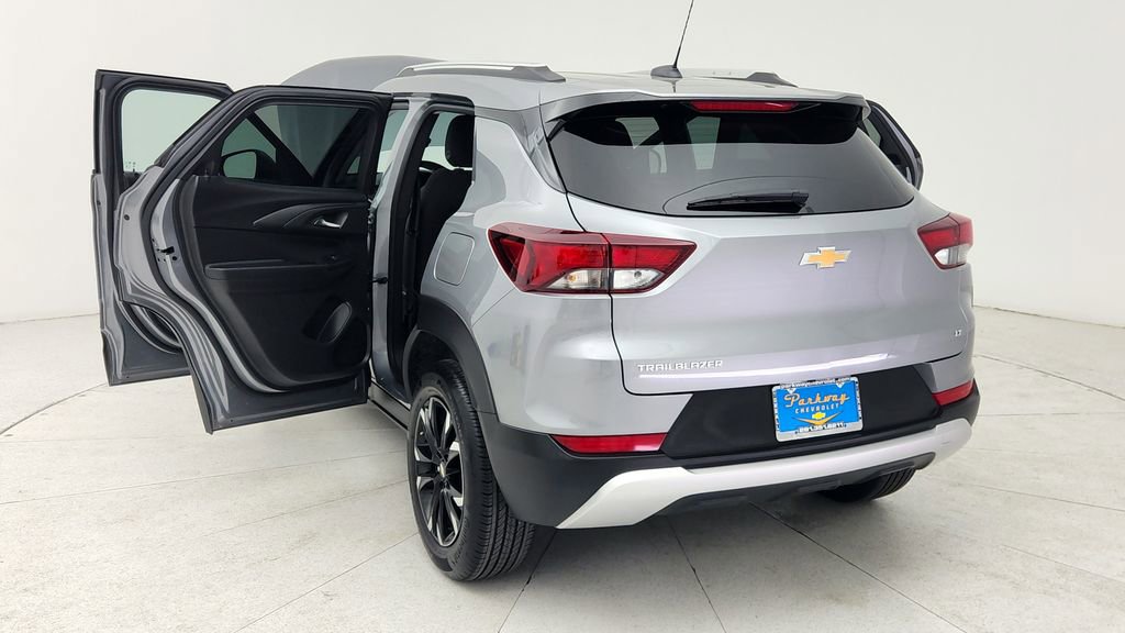 Used 2023 Chevrolet TrailBlazer LT image 12