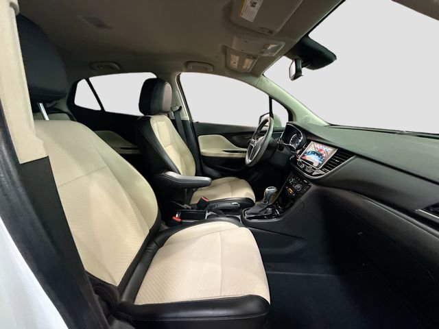 Used 2021 Buick Encore Preferred w/ Safety Package image 26