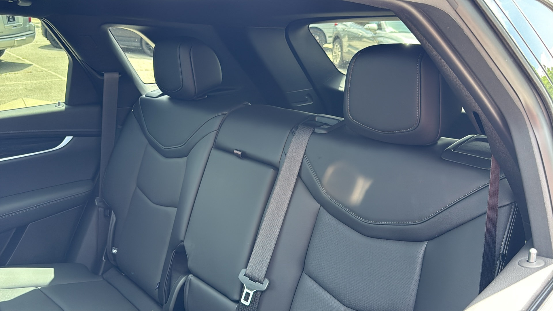 New 2026 Cadillac XT5 Premium Luxury w/ LPO, Floor Liner Package AWD/4WD image 31