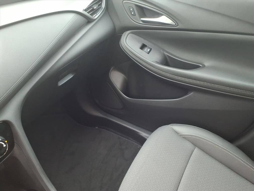 Used 2023 Buick Encore GX Preferred w/ Cold Weather Comfort Package FWD image 32