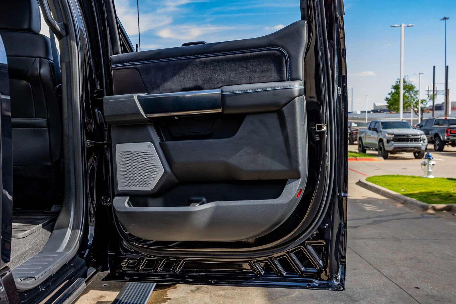 Used 2026 Ford F350 Platinum image 38