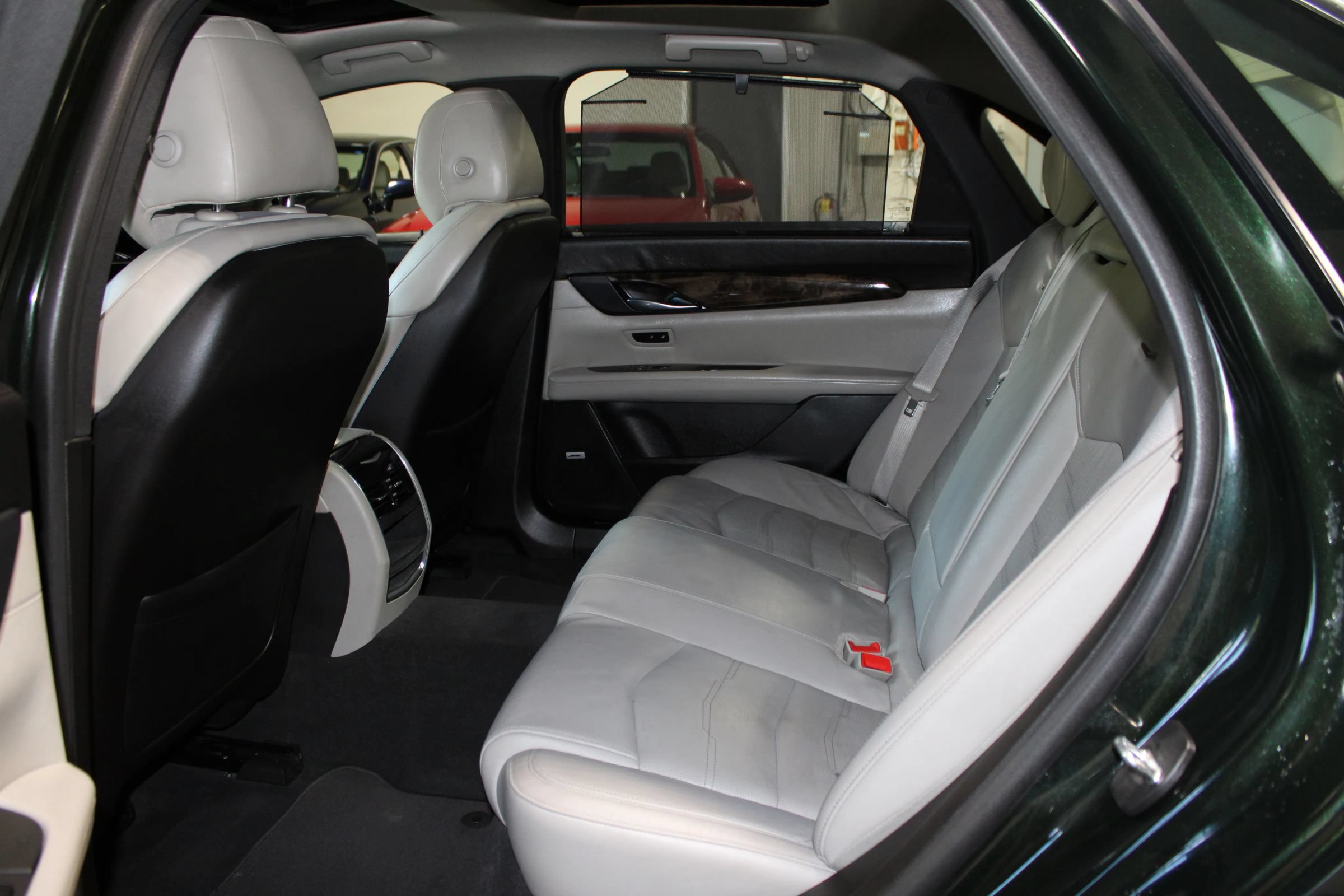 Used 2017 Cadillac CT6 Luxury AWD/4WD image 29