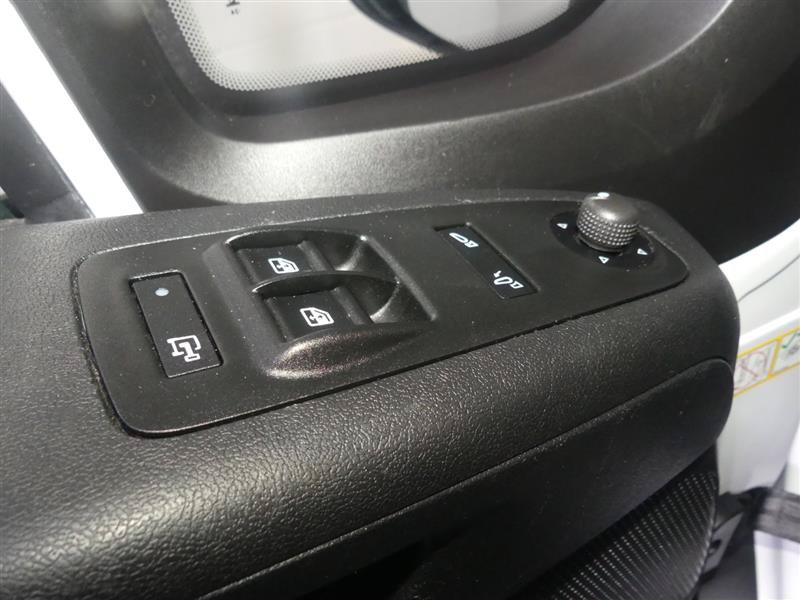 Used 2025 RAM ProMaster 2500 w/ Convenience Group FWD image 16