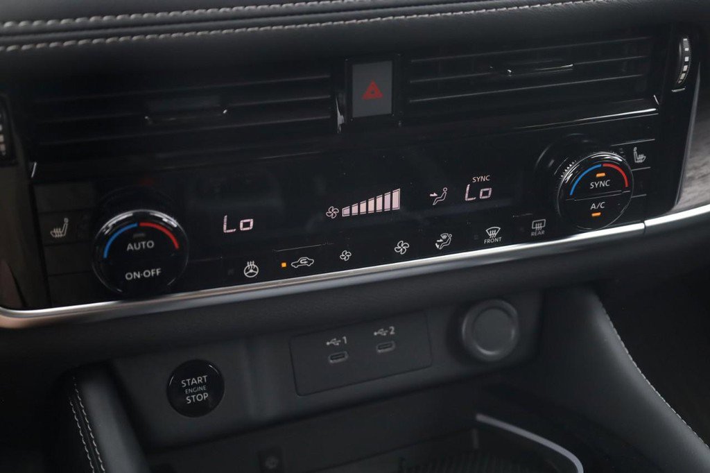 New 2026 Nissan Rogue Platinum image 17