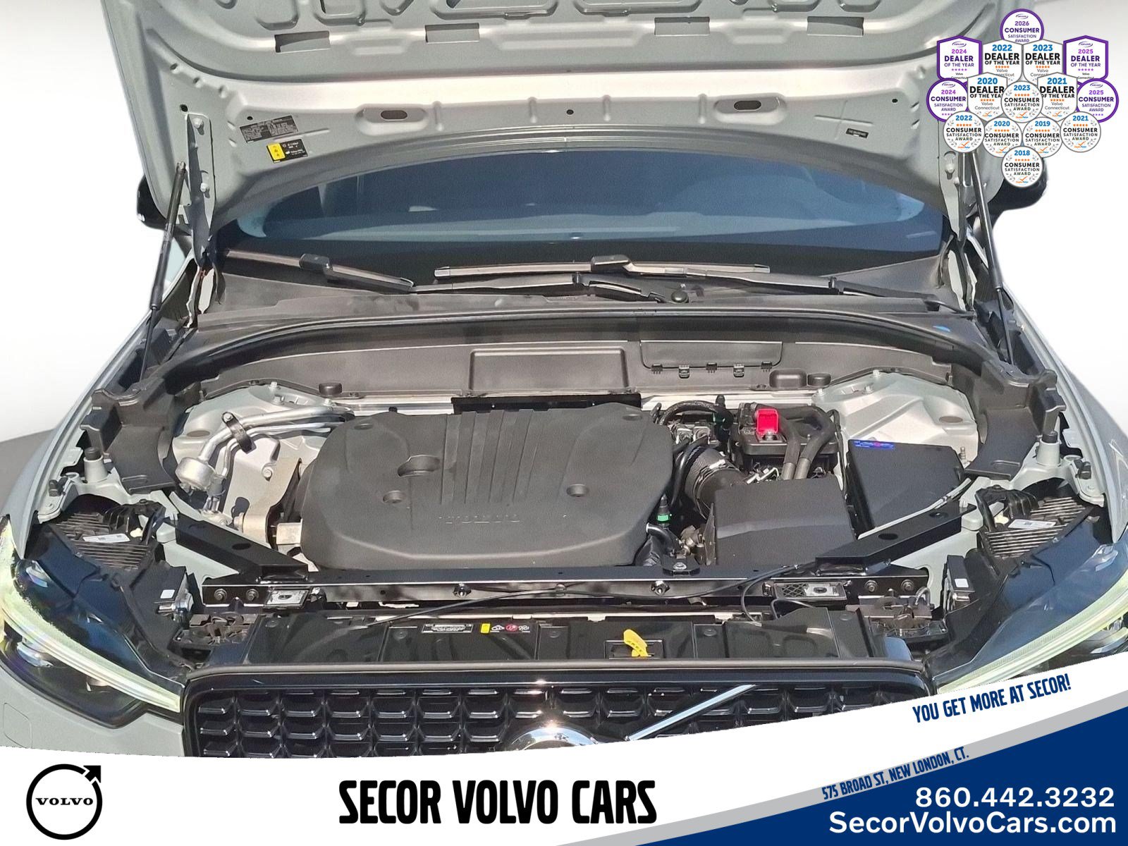 Used 2024 Volvo XC60 B5 Core w/ Protection Package Premier AWD/4WD image 24