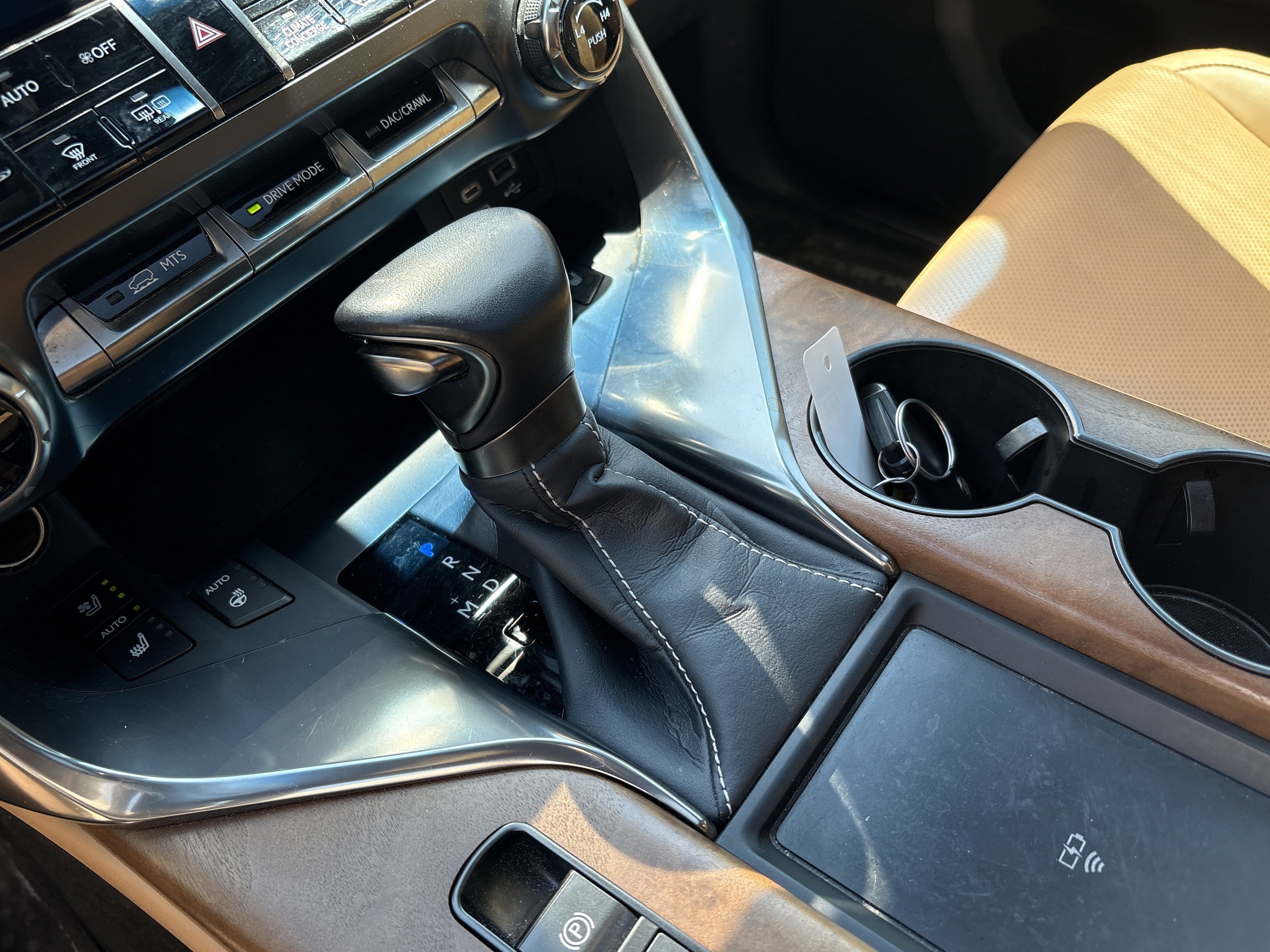 Used 2023 Lexus LX 600 4WD w/ Appearance Package image 26