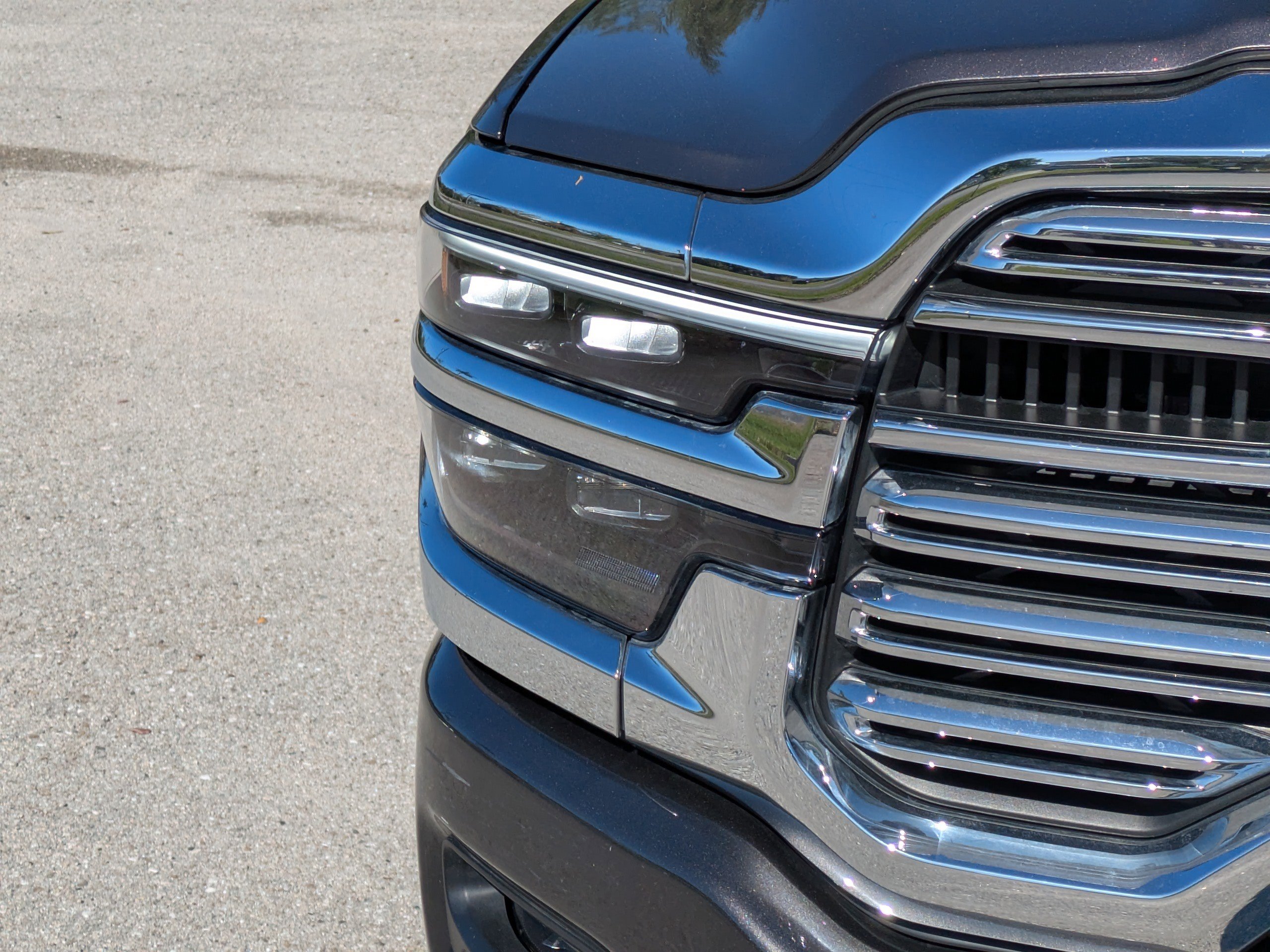 Used 2025 RAM 2500 Laramie image 10