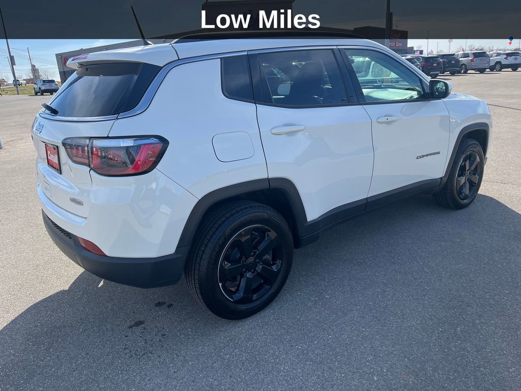 Used 2018 Jeep Compass Latitude w/ Cold Weather Group image 6