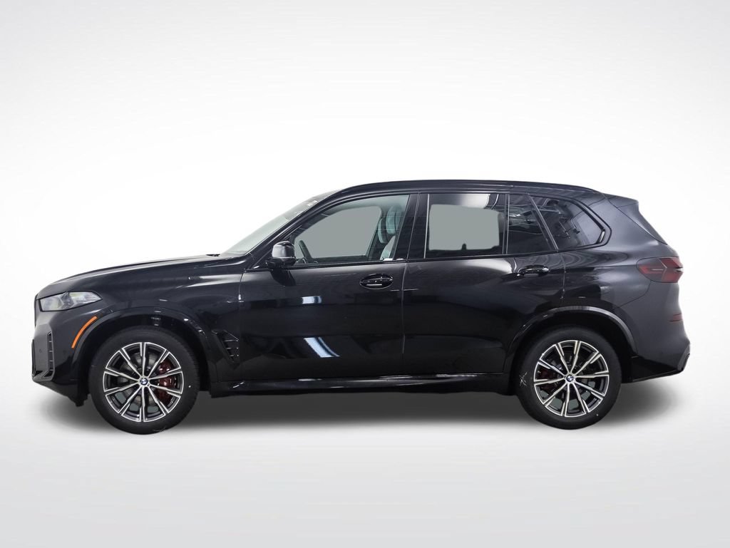 New 2026 BMW X5 xDrive40i w/ M Sport Package AWD/4WD image 2