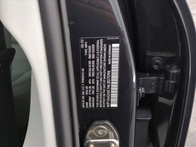 Used 2022 Porsche Macan image 29