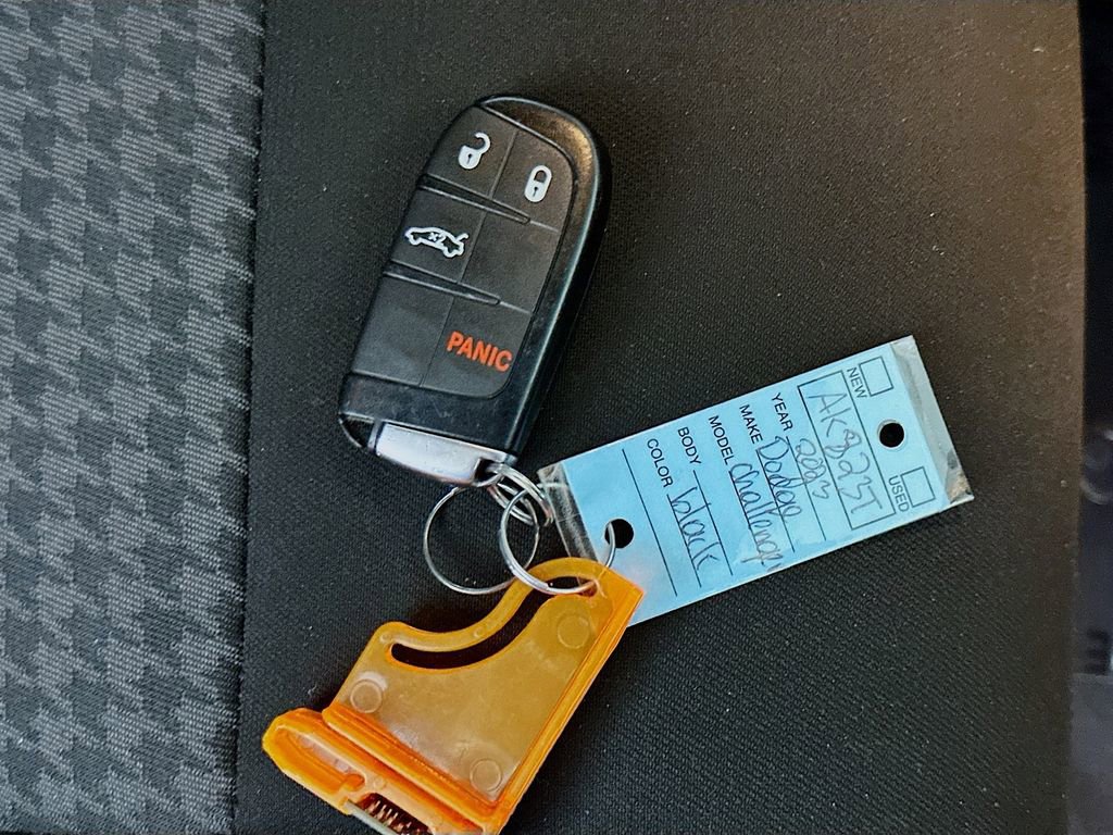 Used 2023 Dodge Challenger SXT image 35