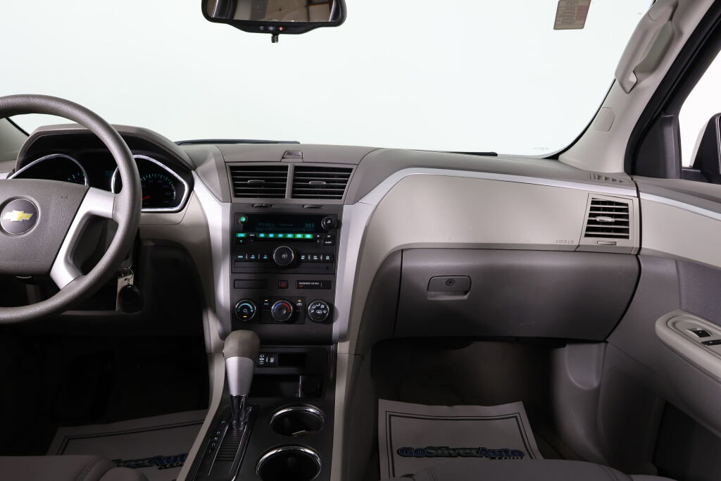 Used 2012 Chevrolet Traverse LS image 29