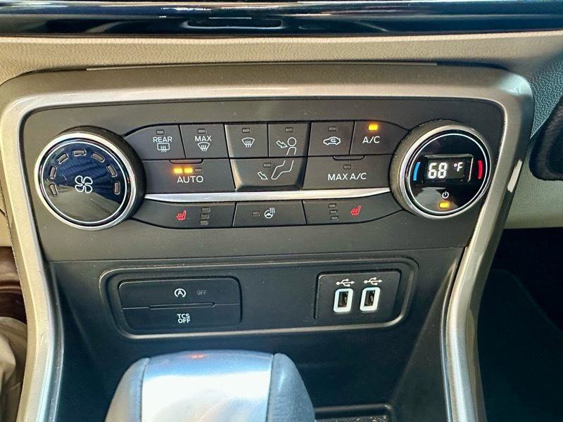 Used 2022 Ford EcoSport Titanium image 25