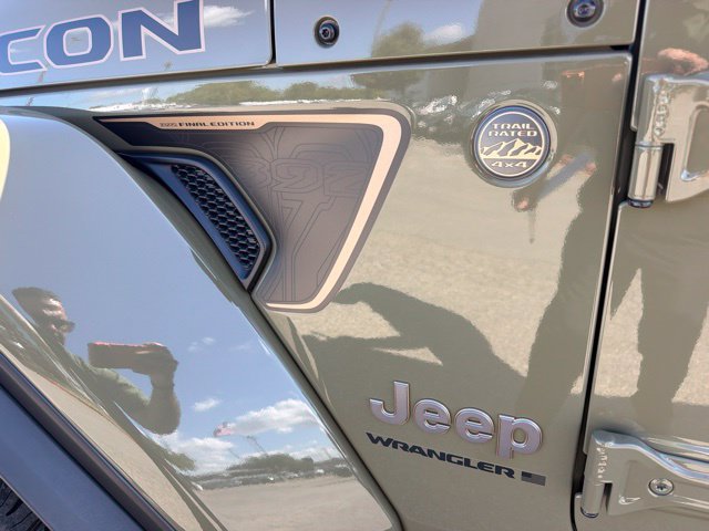Used 2025 Jeep Wrangler Unlimited Rubicon 392 AWD/4WD image 11