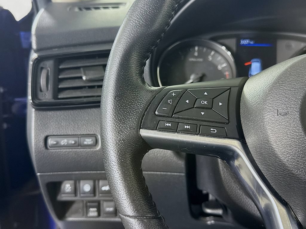 Certified 2020 Nissan Rogue SV AWD/4WD image 20