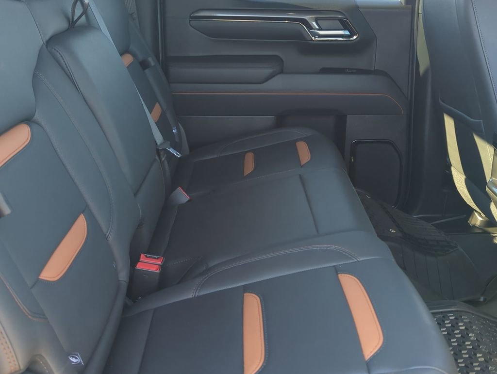Used 2025 GMC Sierra 1500 AT4 image 26
