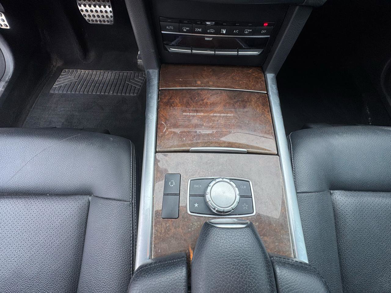 Used 2015 Mercedes-Benz E 350 4MATIC Sedan image 16