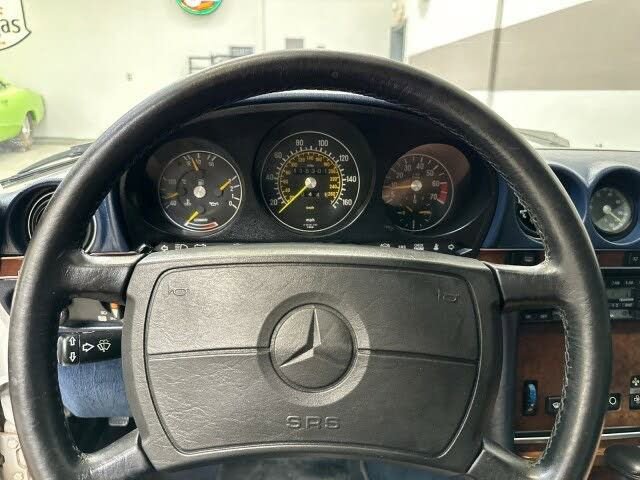 Used 1988 Mercedes-Benz 560 SL image 25