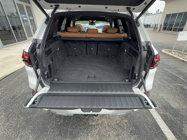 Used 2024 BMW X5 xDrive40i w/ Premium Package AWD/4WD image 5