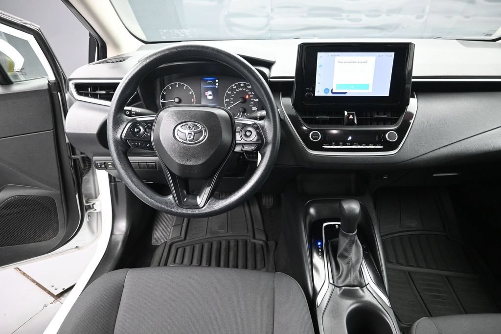 Used 2023 Toyota Corolla LE FWD image 11