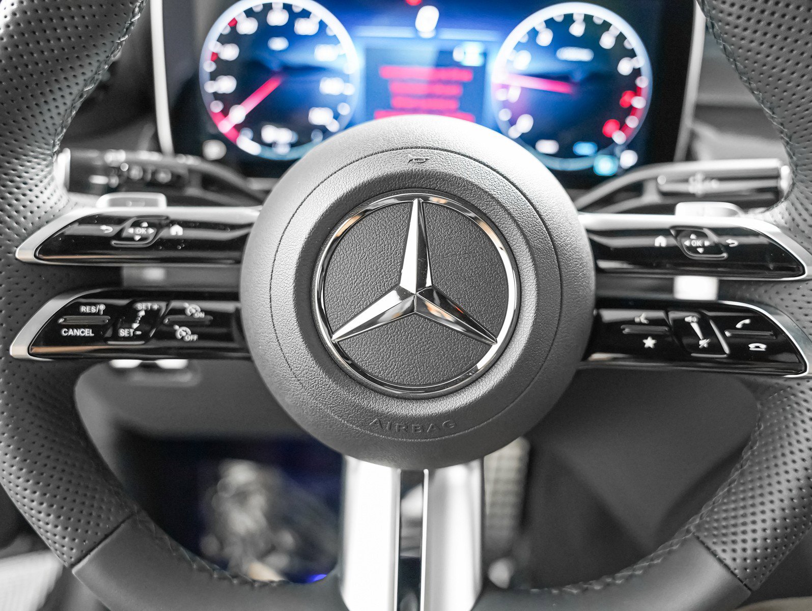 New 2026 Mercedes-Benz GLC 300 image 12