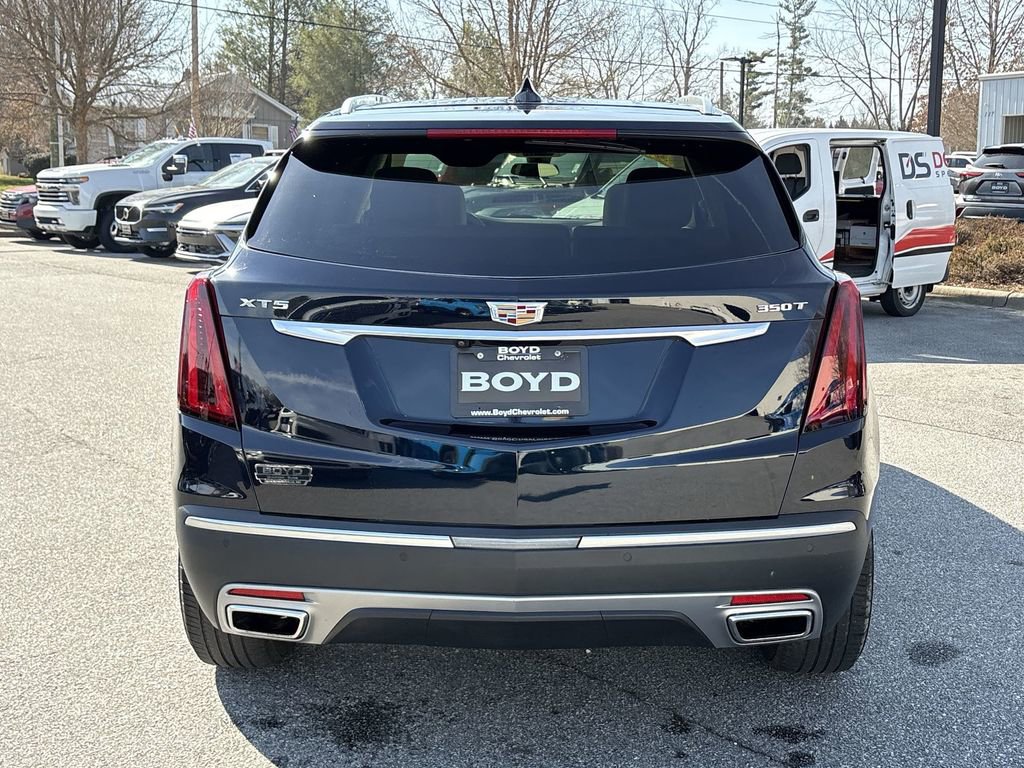 Certified 2022 Cadillac XT5 Premium Luxury image 9