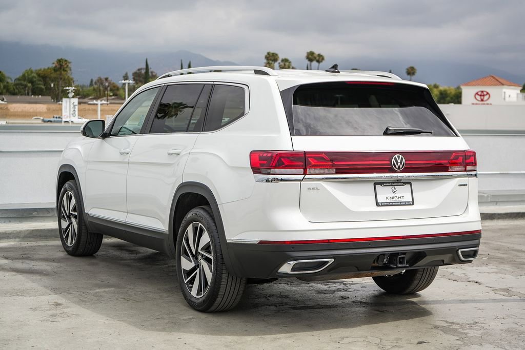 Used 2025 Volkswagen Atlas SEL AWD/4WD image 9